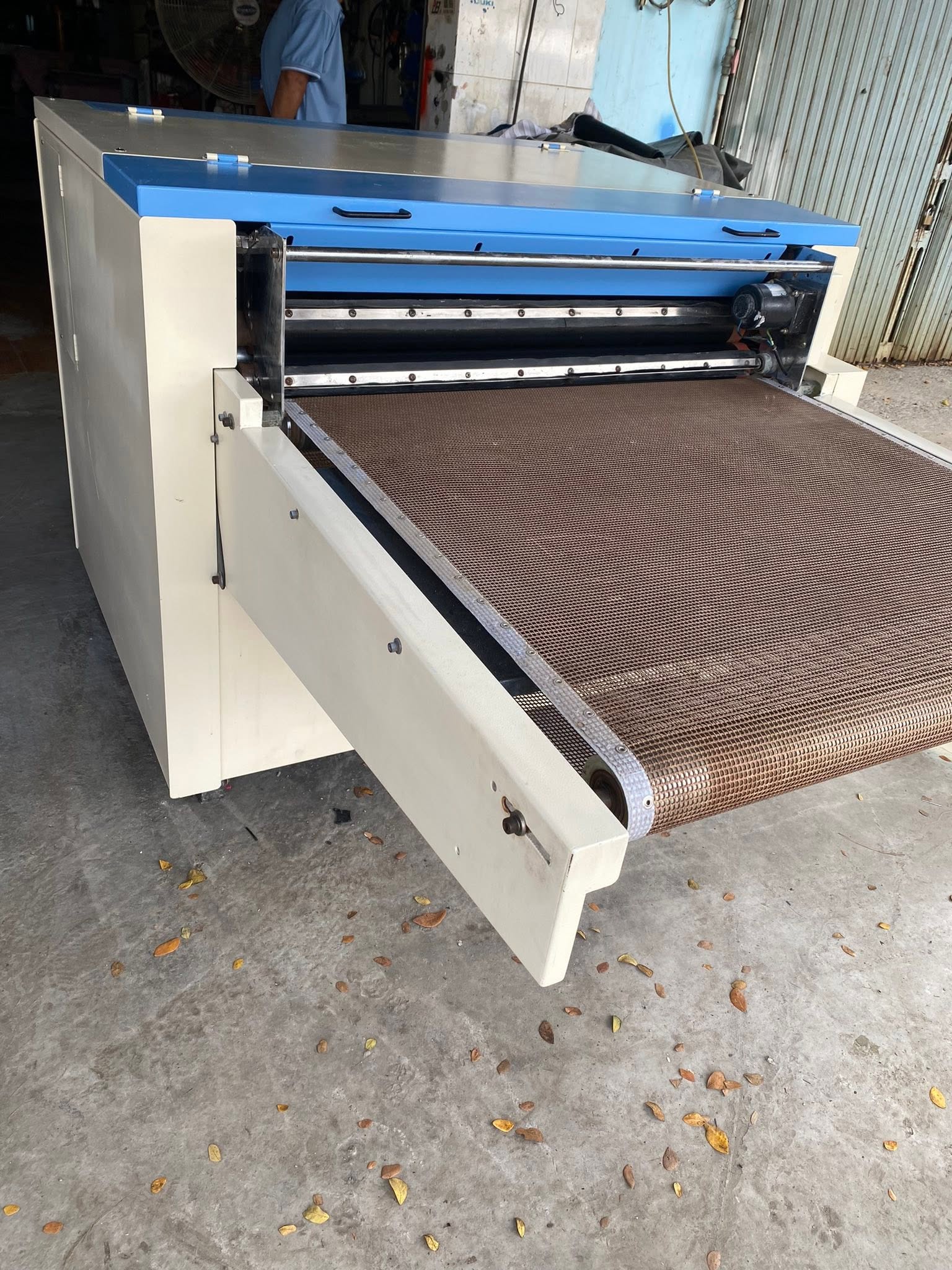 Cho Thuê Máy Ép Keo Quang Hân Khổ Lớn Tự Động Băng Tải Đôi Cao Cấp